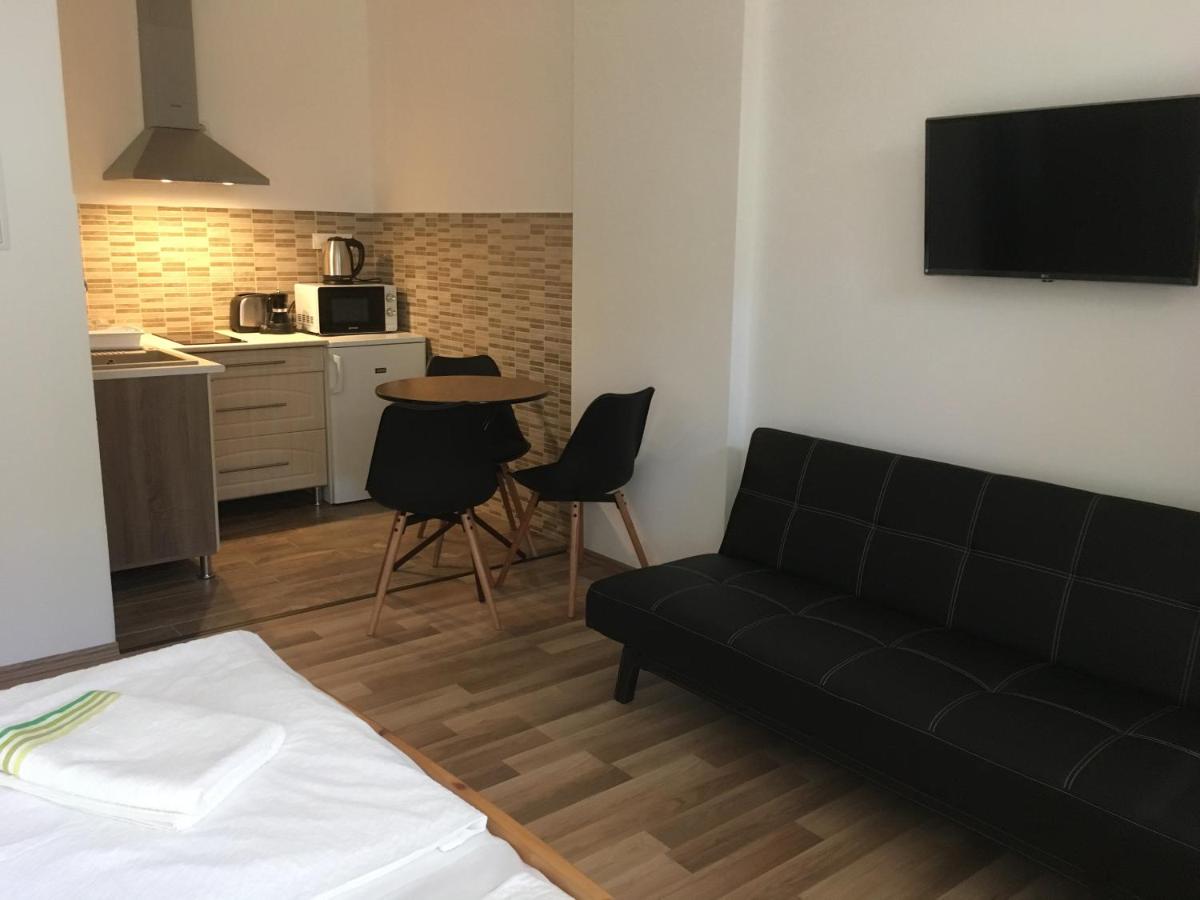 Bogoly Apartman - Housity