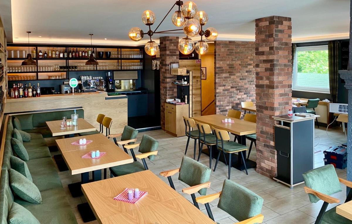 Hotel La Taverna - Housity