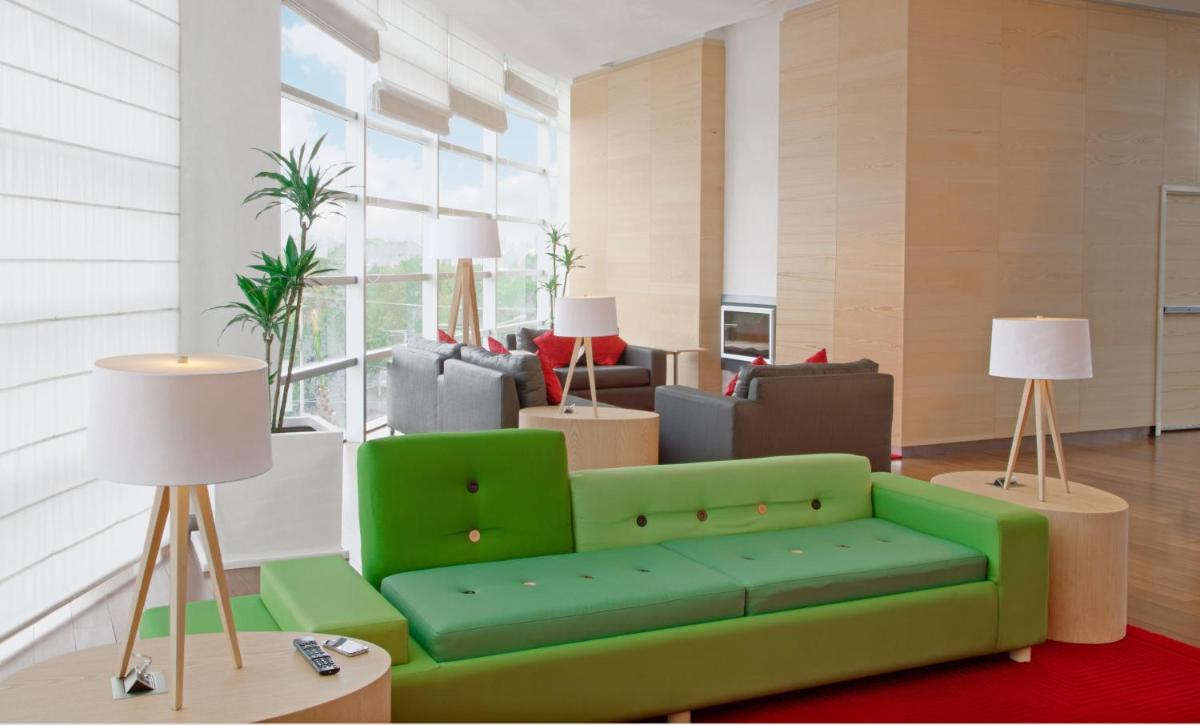Fiesta Inn Puebla Las Animas - Housity
