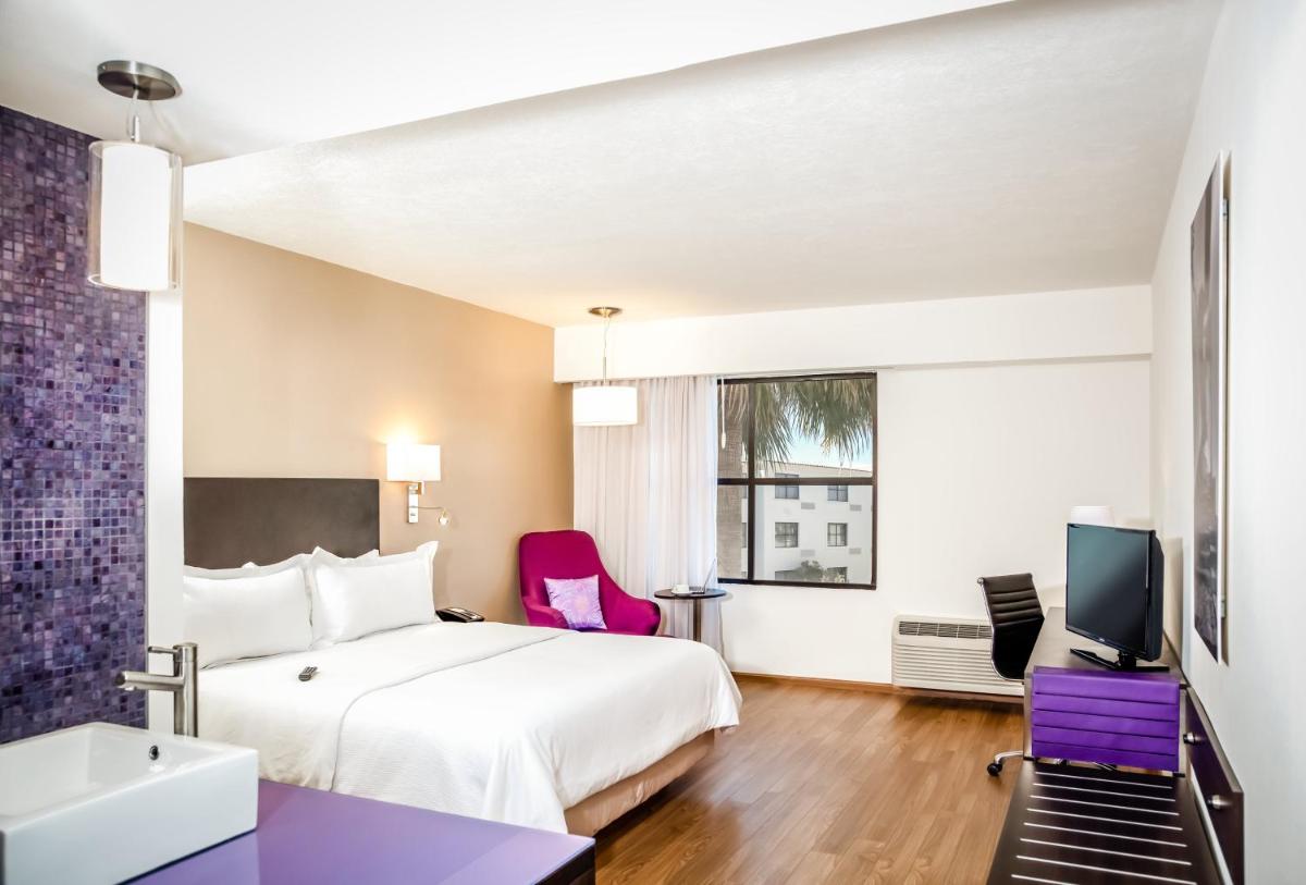Fiesta Inn Saltillo - Housity