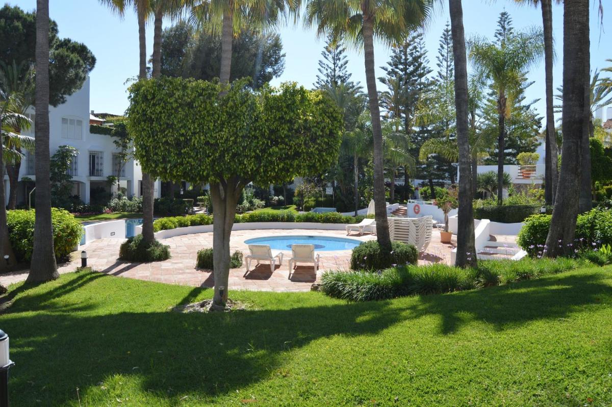 White Pearl Beach L2 - Housity