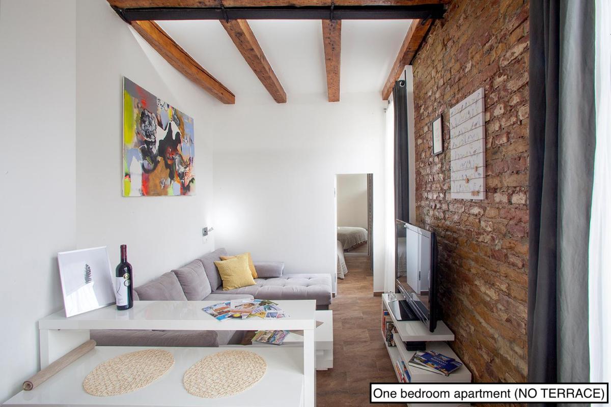 Suitetrails - Stylish apartments in the city centre