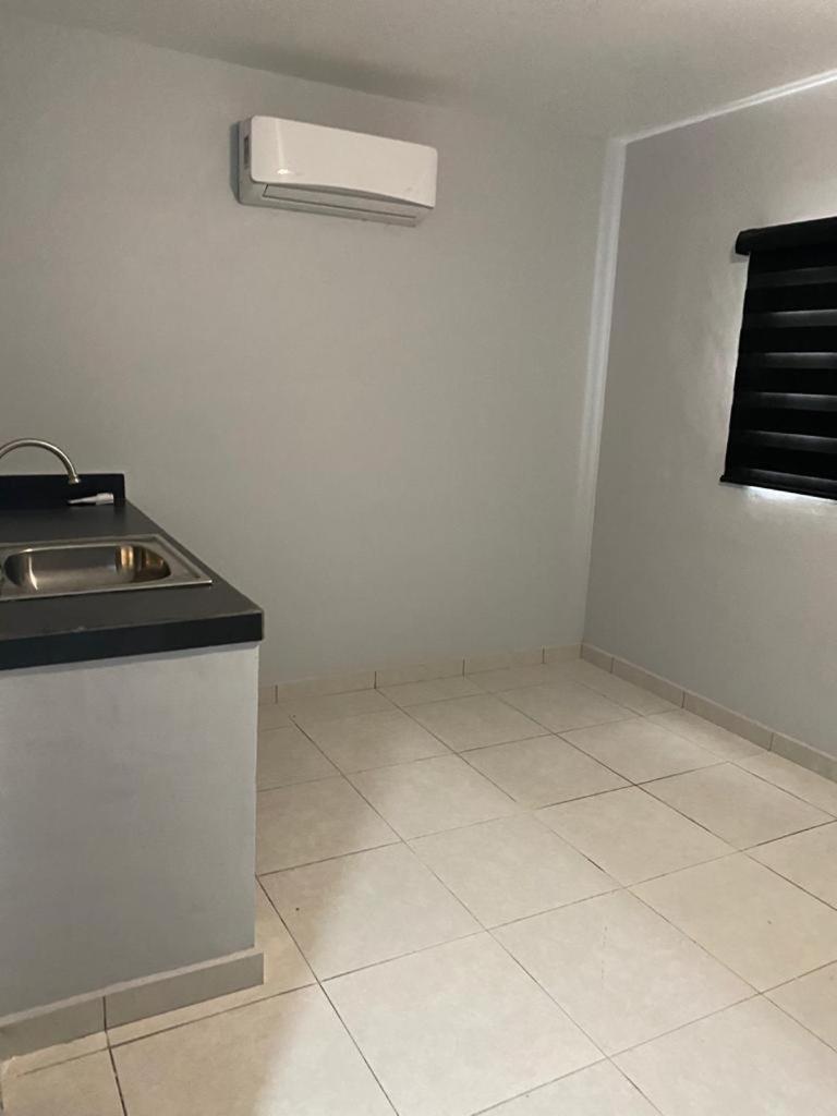 Edificio con acceso privado, bien vigilado, en el centro de la ciudad. - Housity