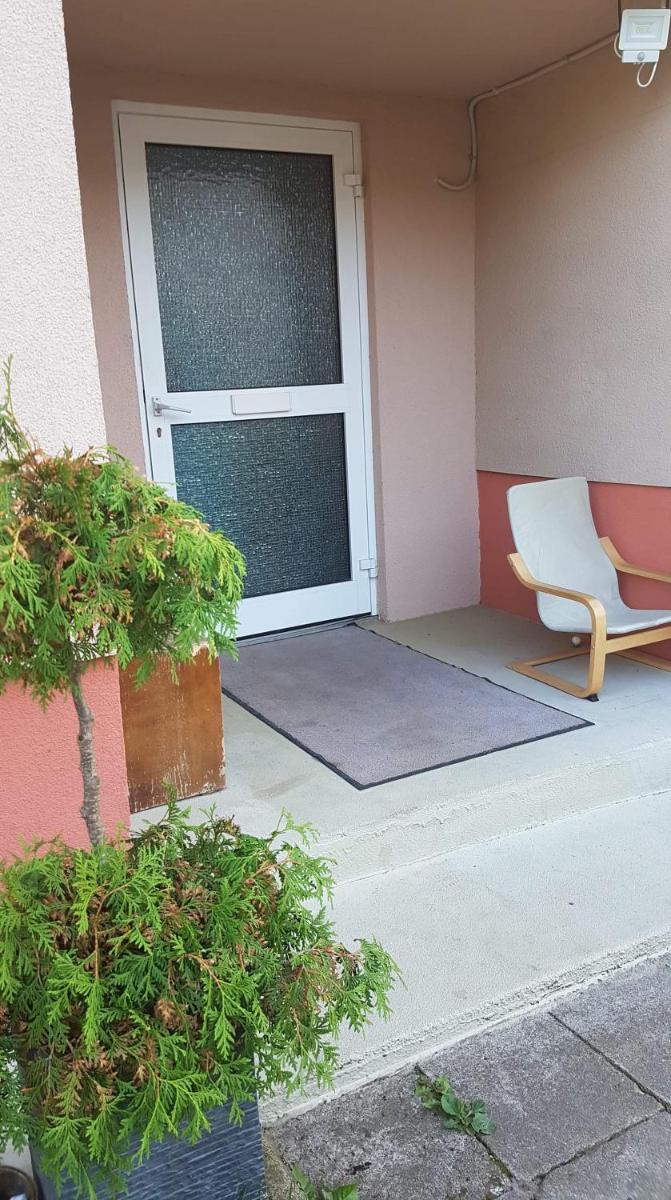 Kaimo apartamentai! - Housity