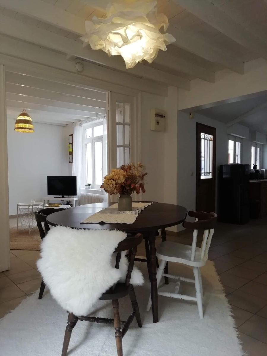 Maison à deux pas de la mer - Housity