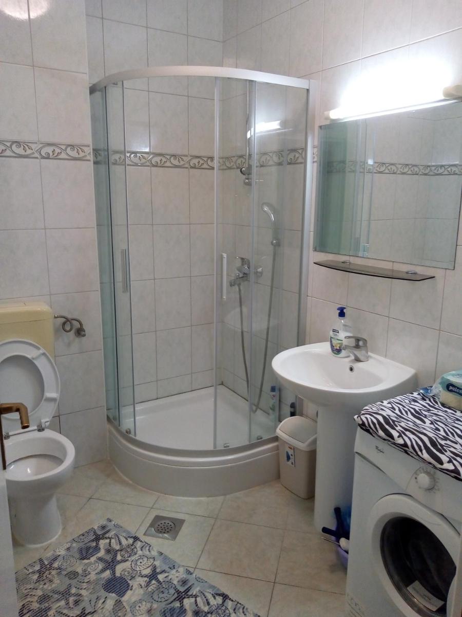 Vodice Mladen apartman za familiju - Housity