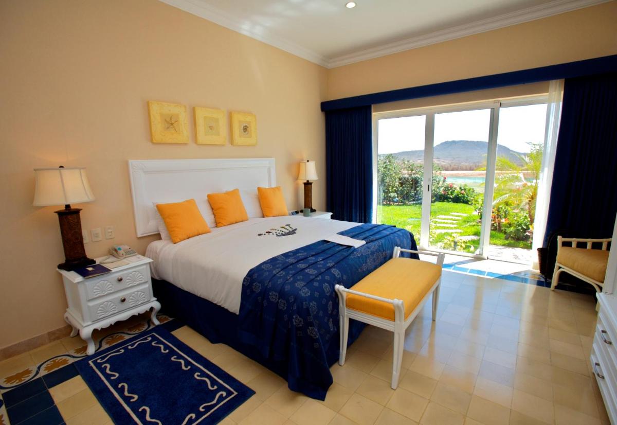 Pueblo Bonito Emerald Luxury Villas & Spa All Inclusive - Hizvo