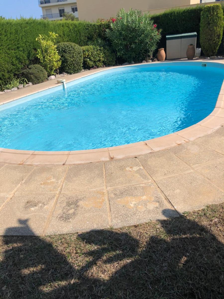 Villa C3 Arthur Rimbaub chambre d’hôte piscine proche mer plage 600m - Housity