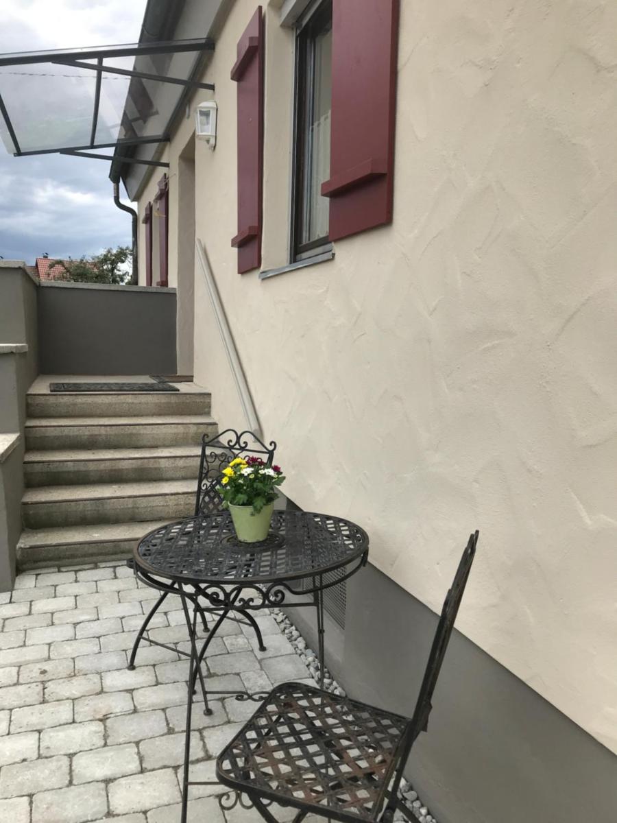 Ferienhaus bei Lauingen, mit Sauna und Gartenlounge - Housity