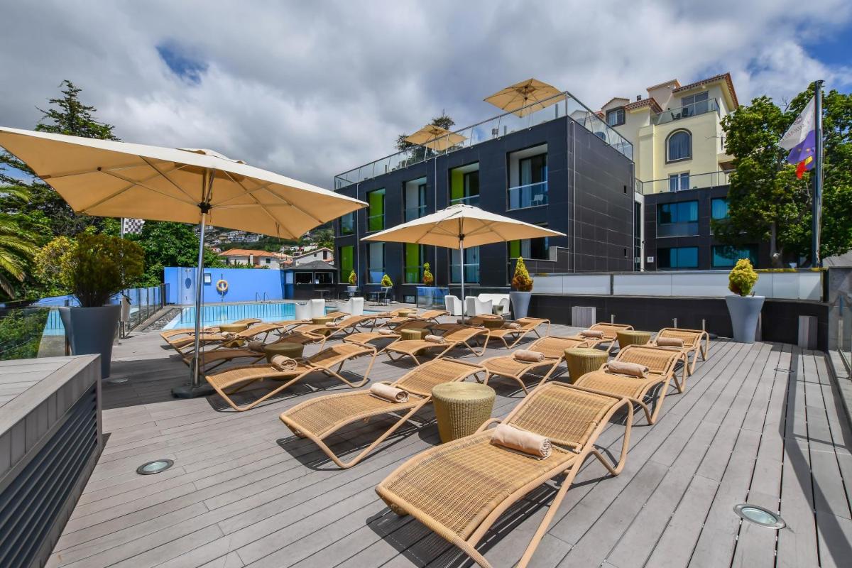 O edifício onde o hotel está situado