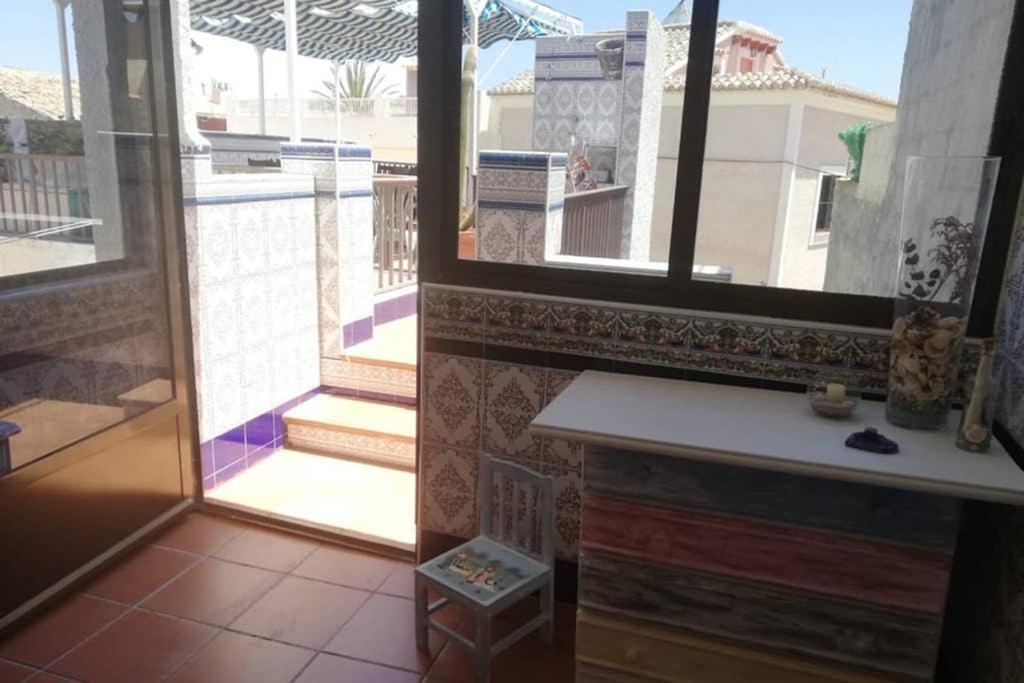 Casa con terraza/Confortable house with terrace - Housity
