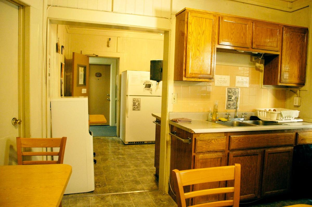 Little Tokyo Hotel - Housity