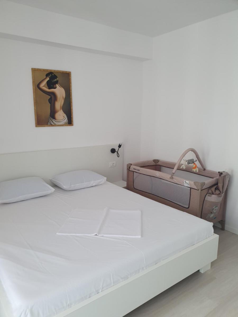 Brizza Apartments Mamaia Nord - Housity
