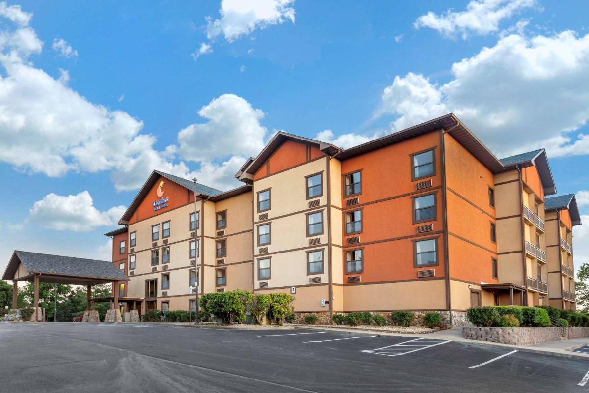Comfort Inn & Suites Branson Meadows - Housity