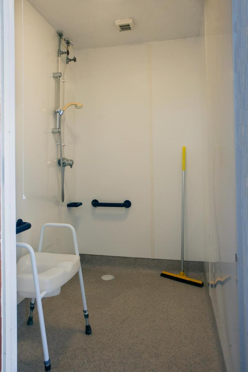 YHA Broad Haven - Housity