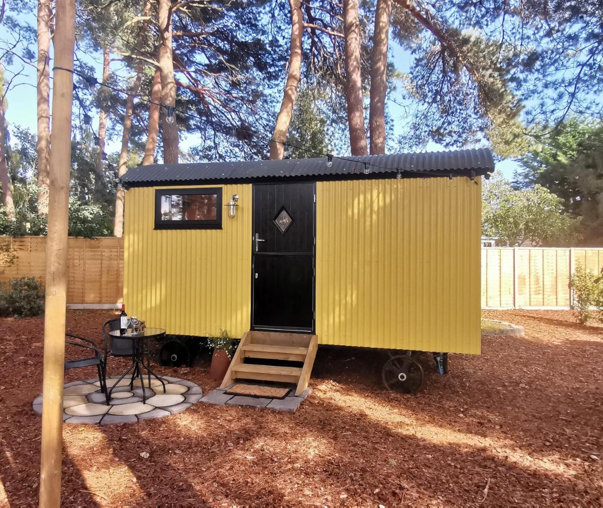 Forest Heath Shepherd's Hut - Housity