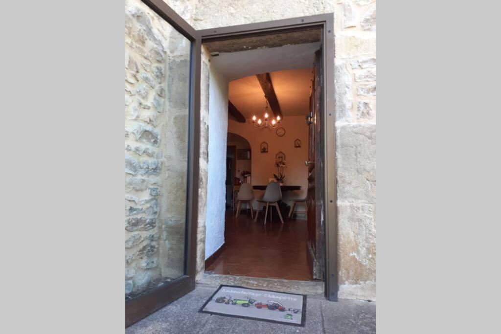 Gîte de charme à Campagnac 5min de lA75 sortie 41 - Housity