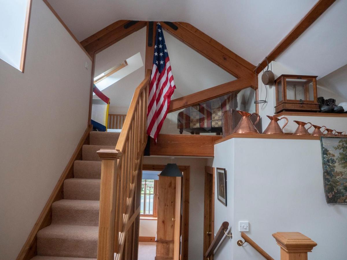 Crotlieve Barn - Housity