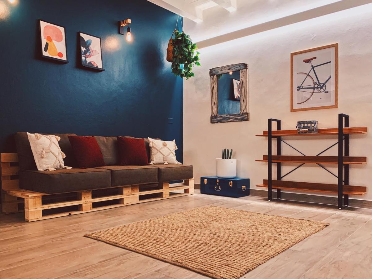 Apartment Charme and Relax with Garden and Swimming Pool - Housity