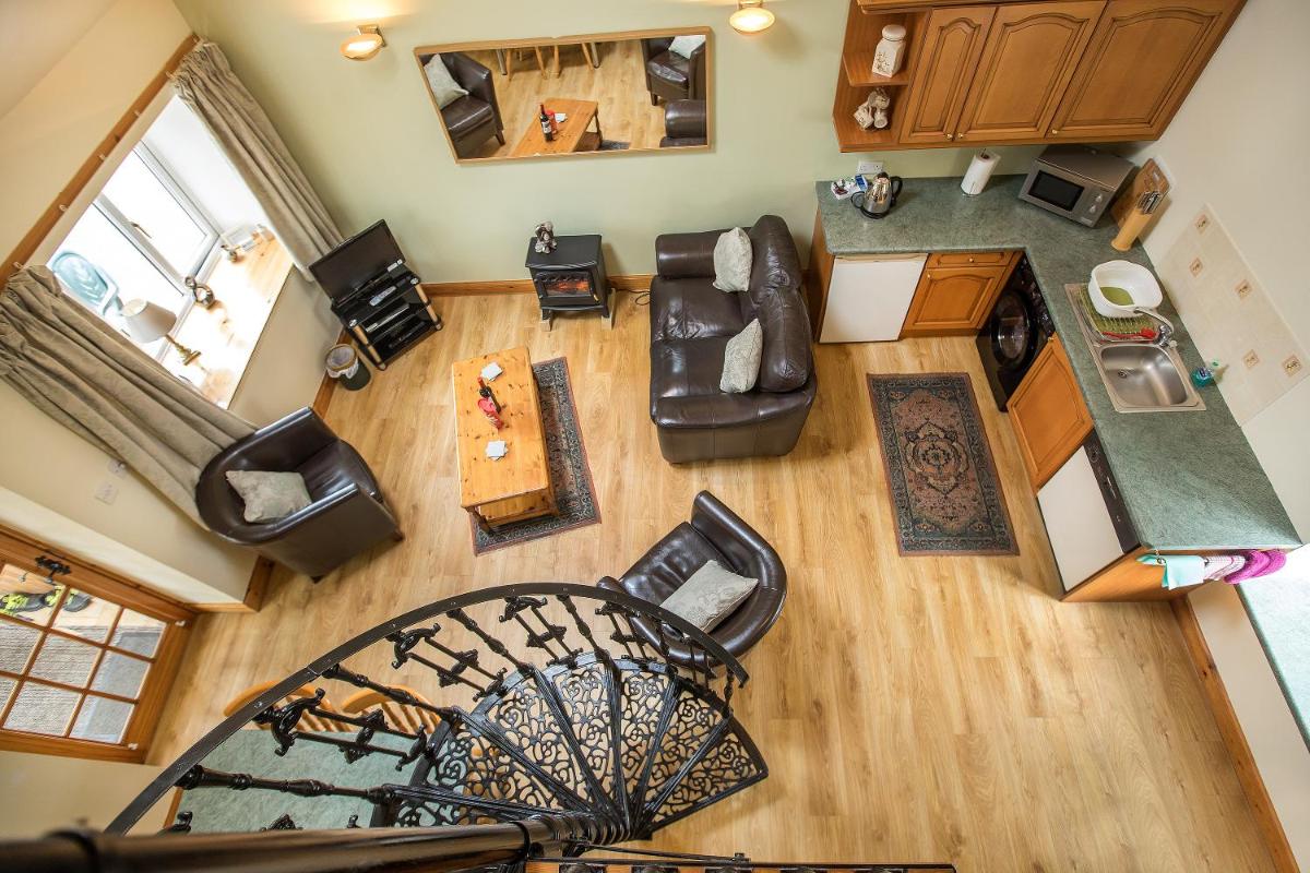 Winkston Holiday Accommodation - Housity