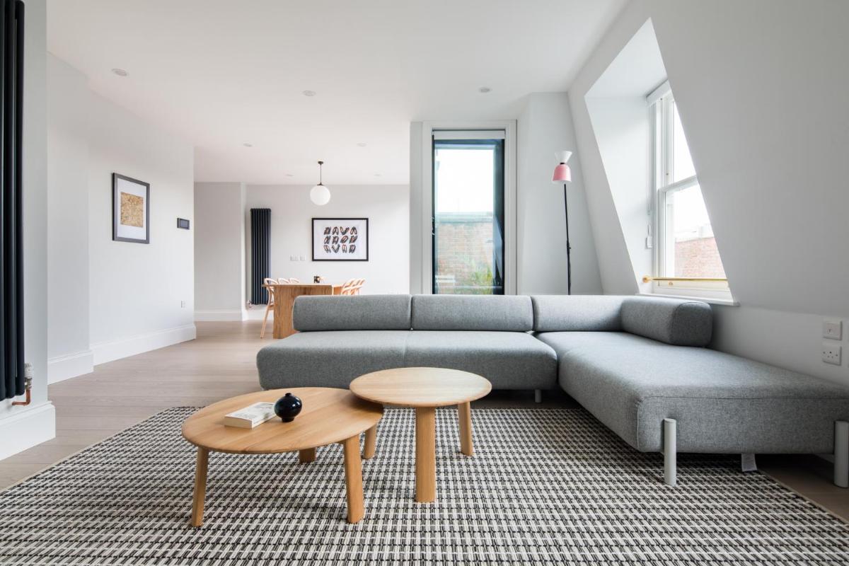 Hausd - Leicester Square - Housity