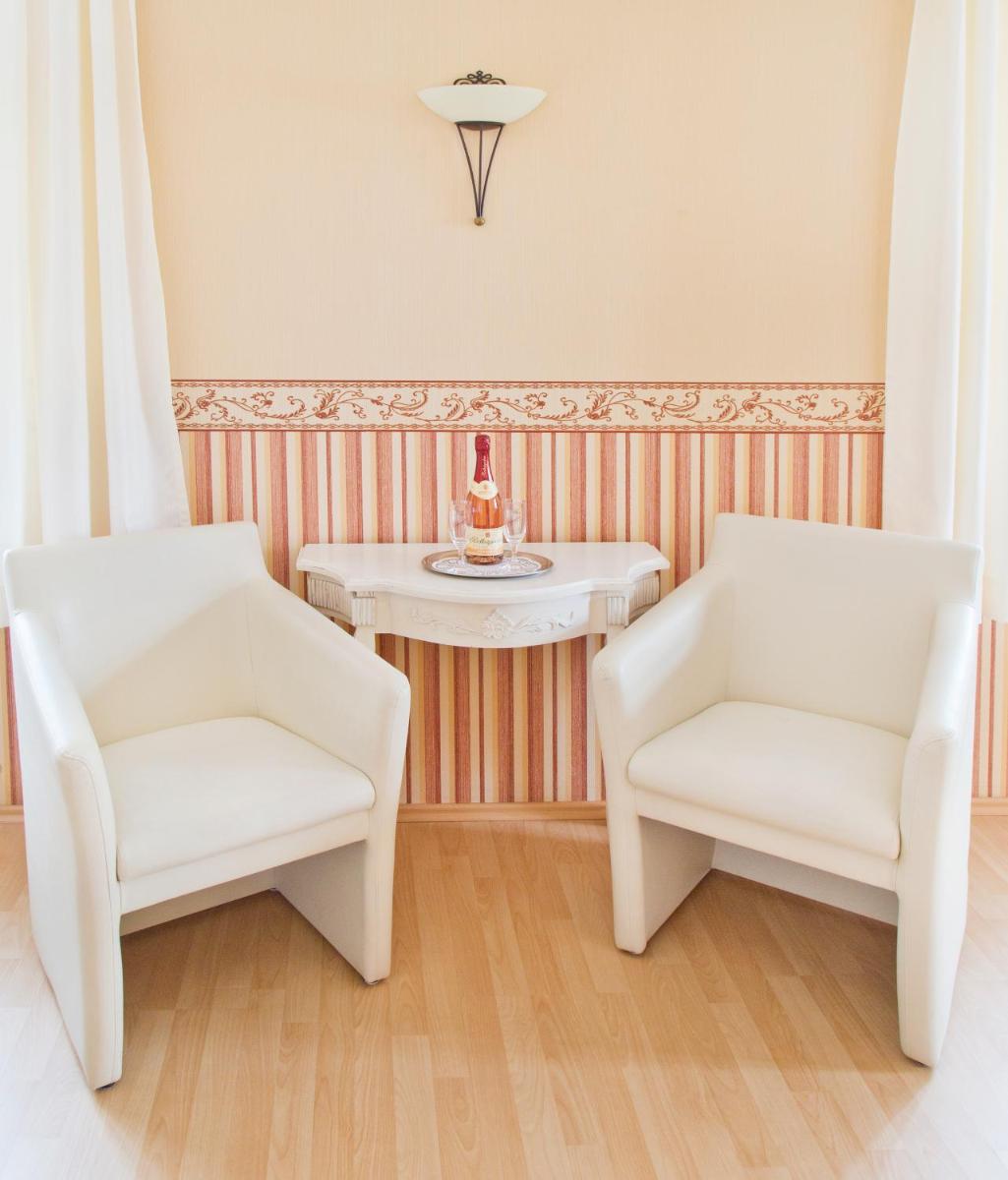 Pension Hanna - Housity