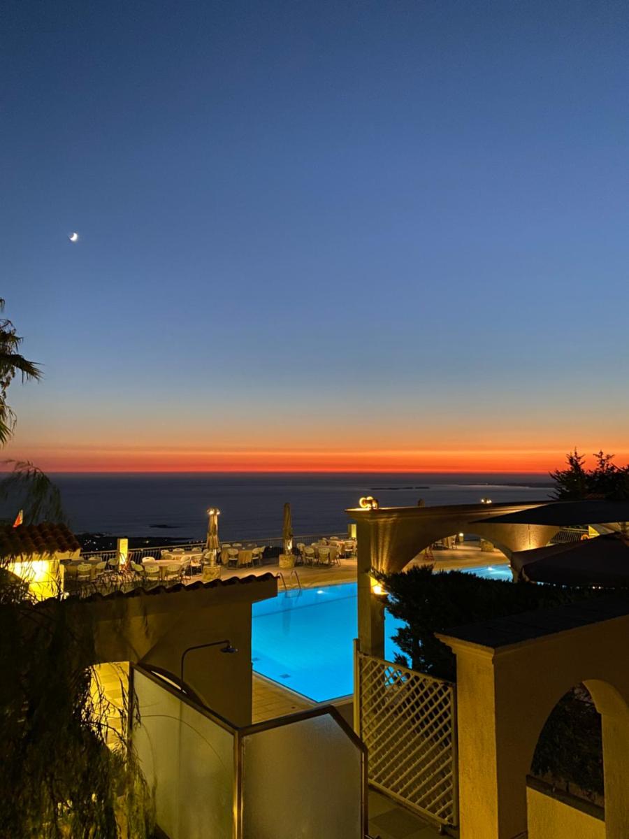 Mouikis Sun Village - Housity