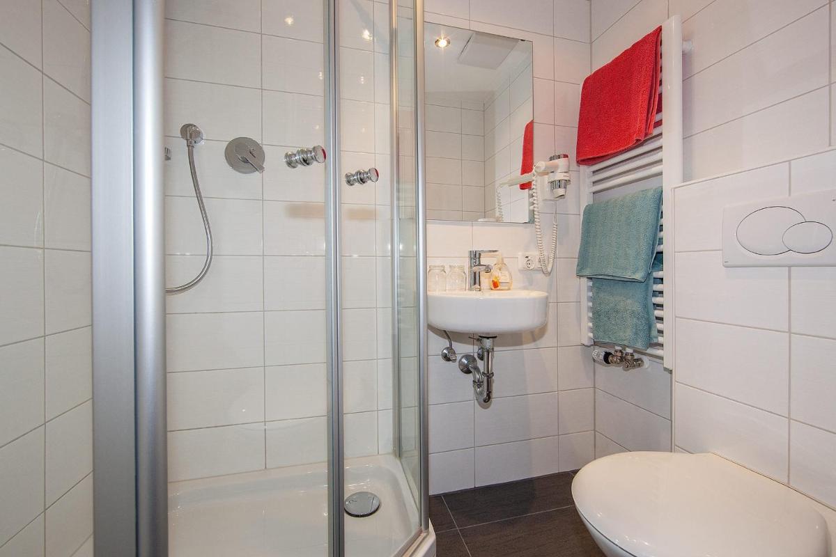 Hotel Edelweiß - Housity