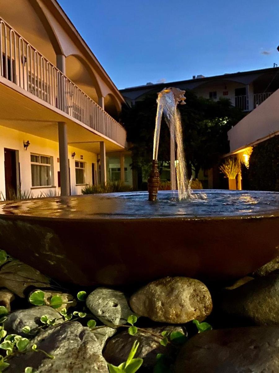 Hotel Posada Tierra Blanca - Housity
