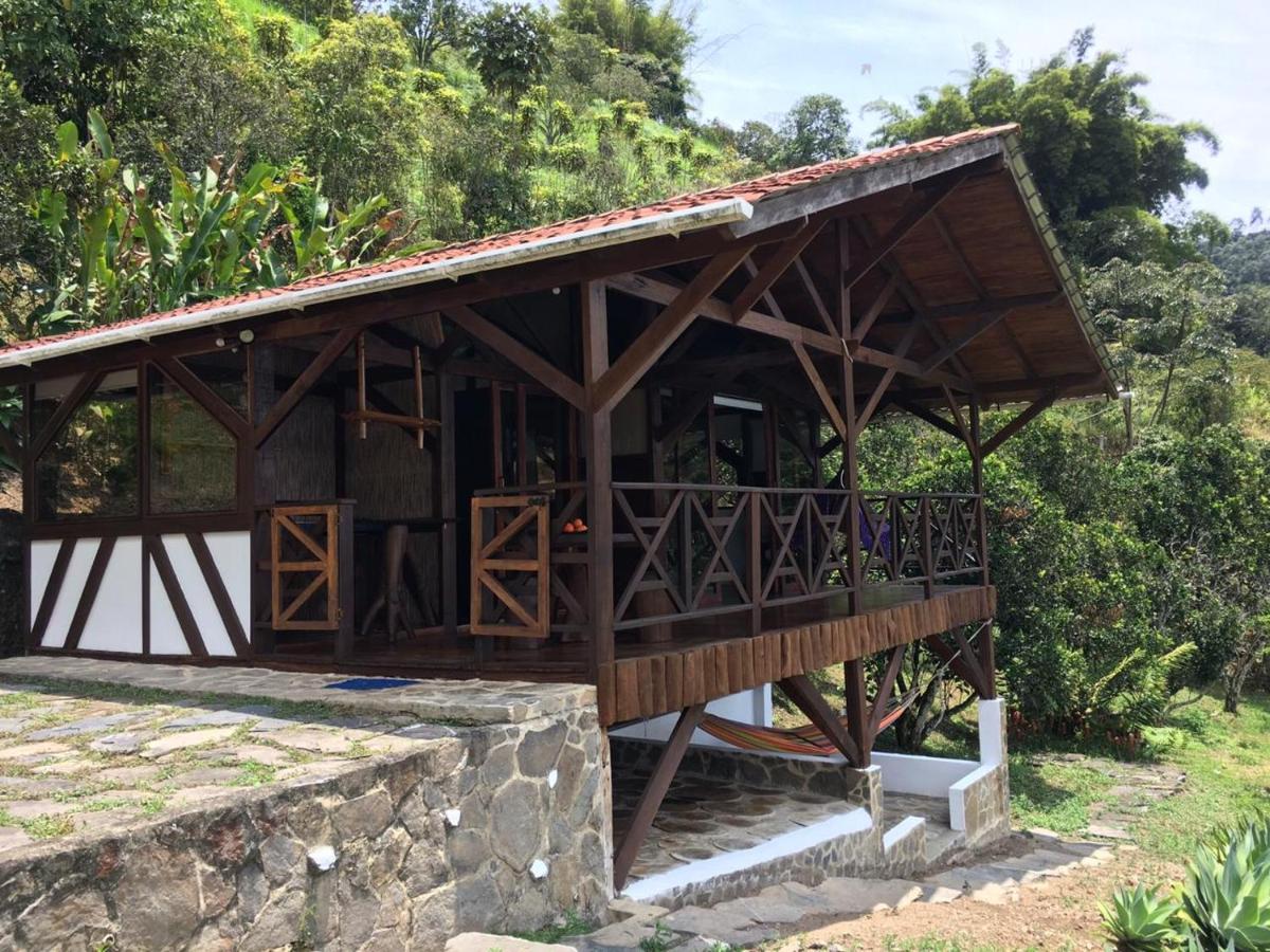 Duck House Sasaima - Housity