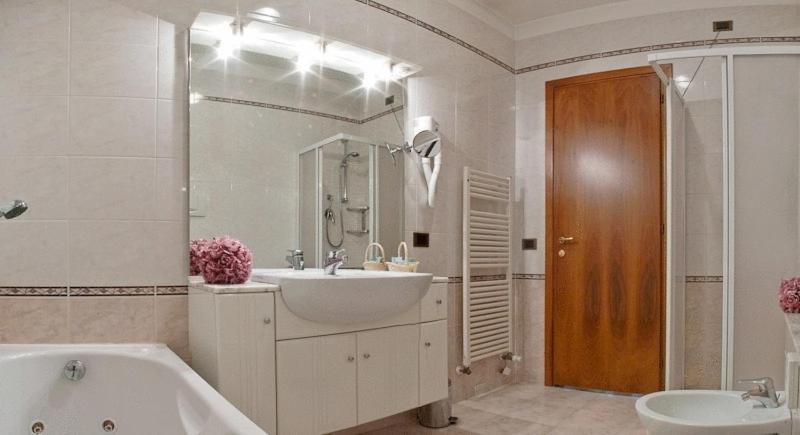 Hotel Spresiano - Housity