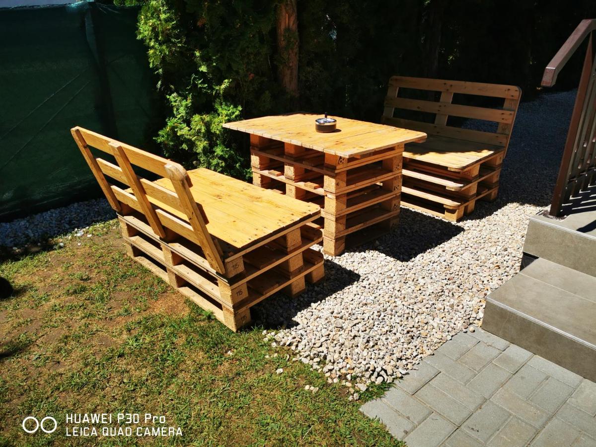 Renáta Apartman - Housity