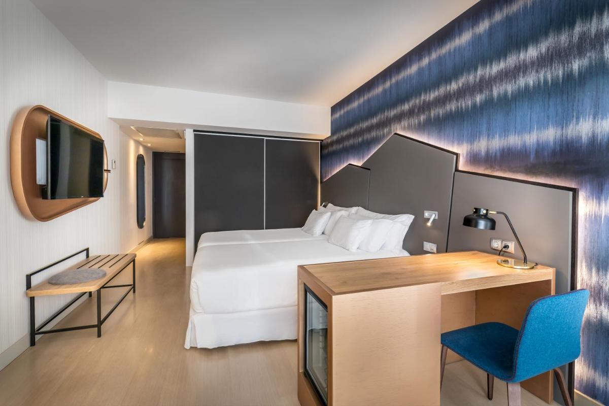 Cama o camas de una habitación en Barceló Costa Vasca