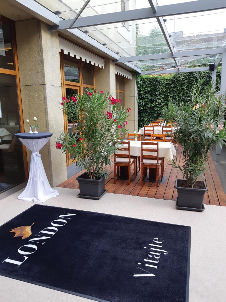 Suitetrails - LONDON Boutique hotel & Restaurant