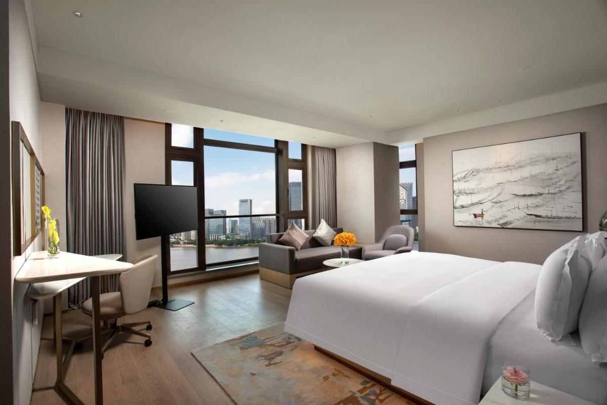 Crowne Plaza Fuzhou South, an IHG Hotel - Housity