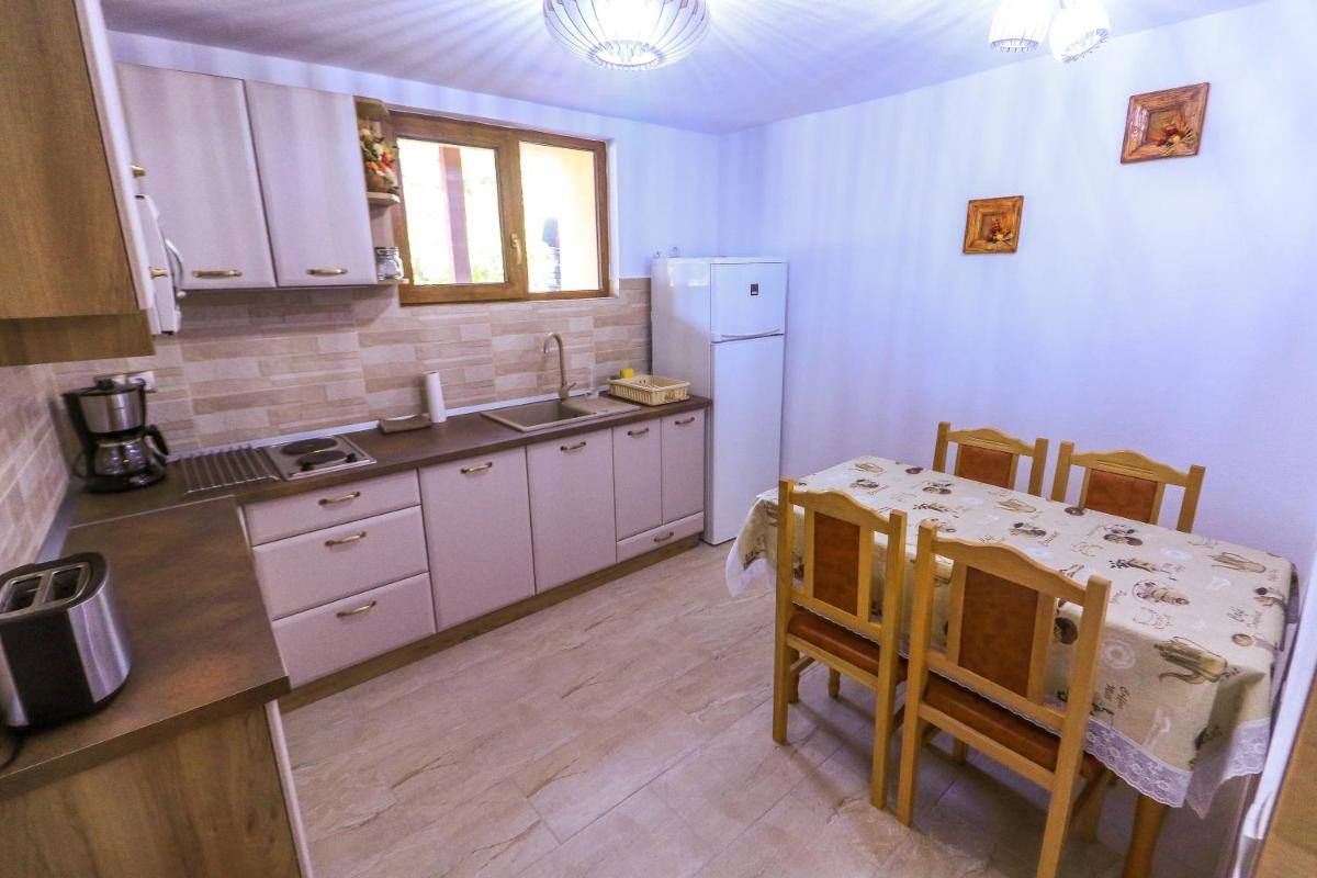 Suitetrails - NIKAS APARTMENT