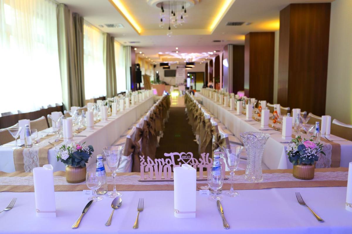 Hotel Rezident - Hizvo