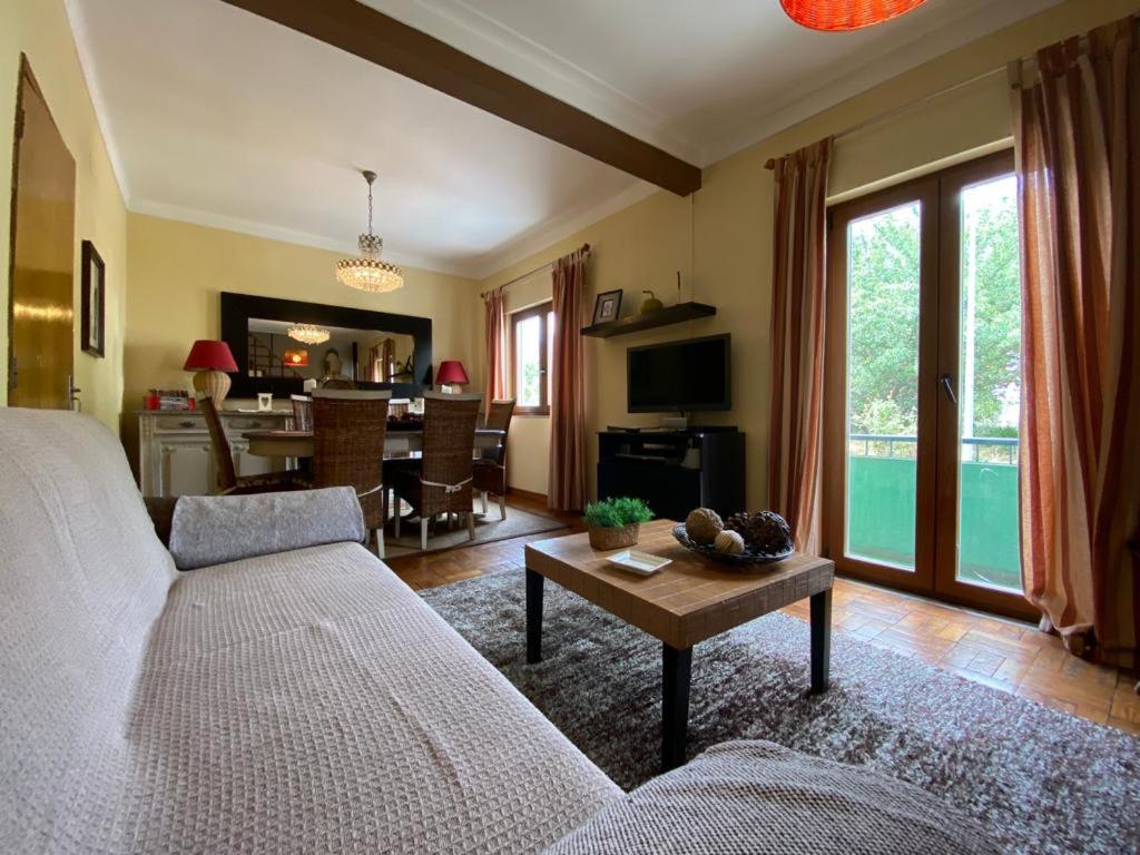 Casa de Manteigas - Housity