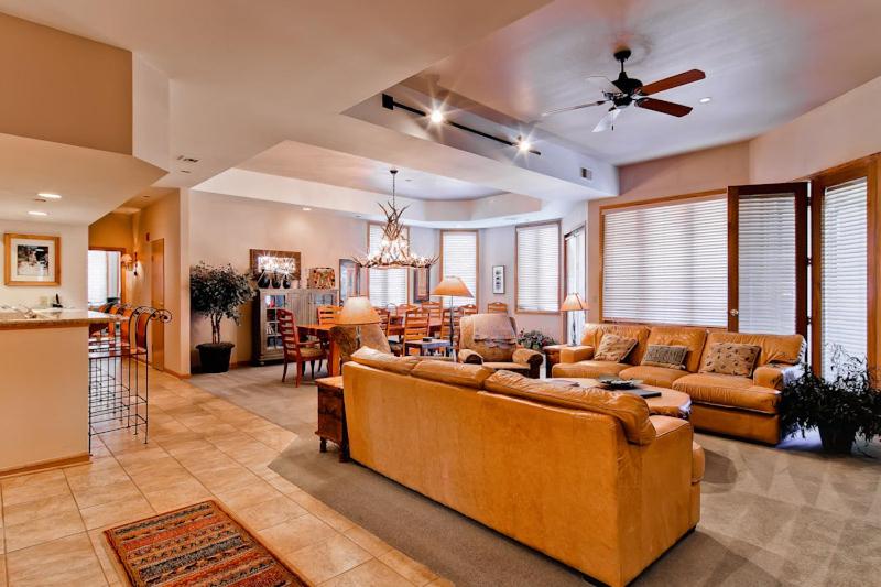 Meadows at EagleRidge Condos - Housity