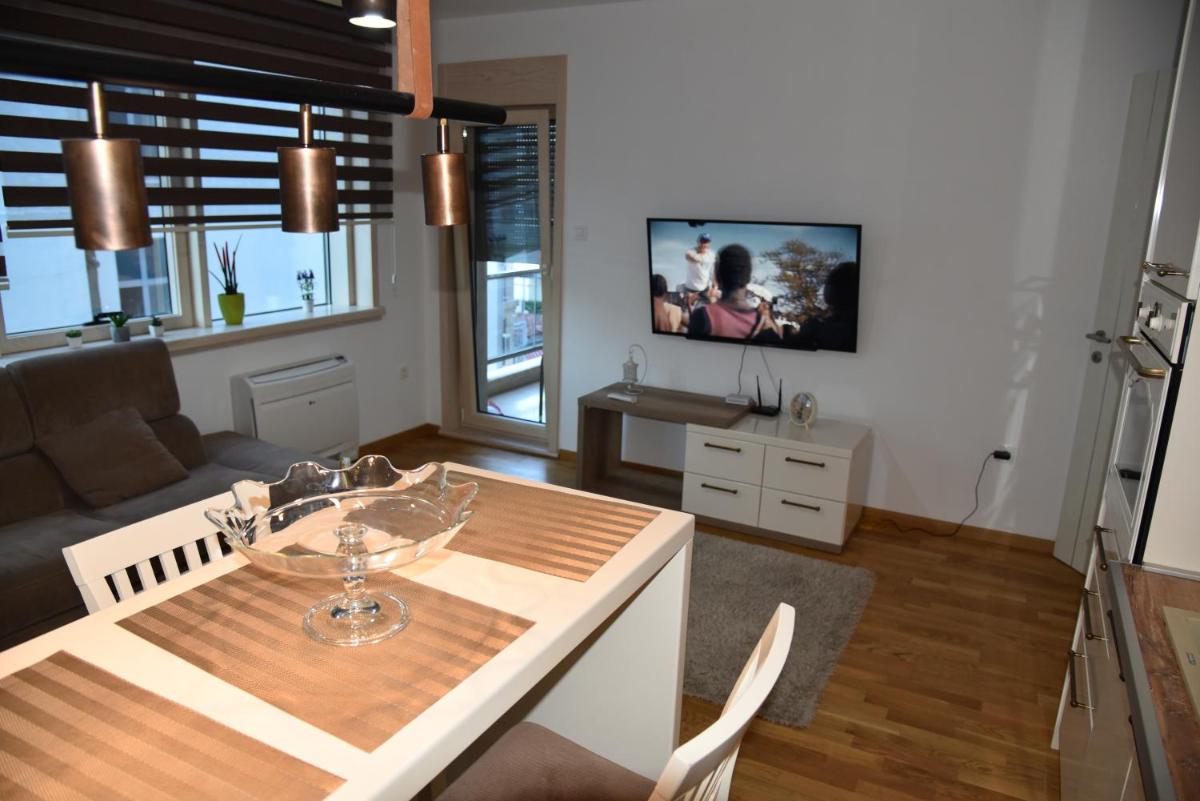 Apartment Lux Fontana - Housity