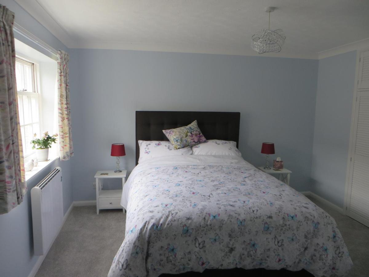 Chapel Cottage - Housity