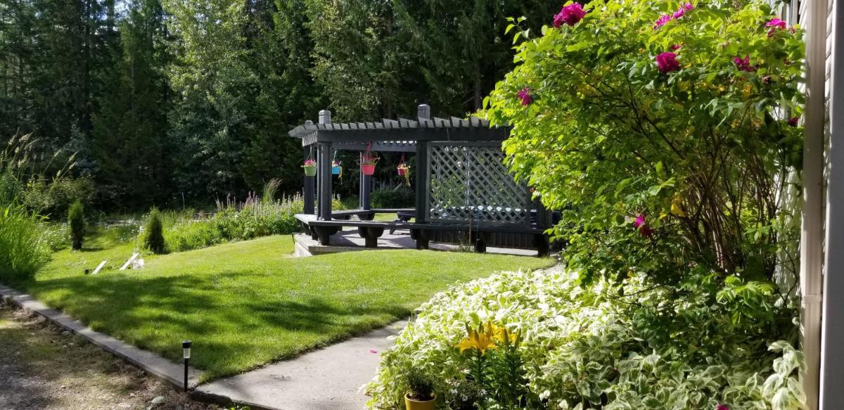 Suitetrails - Silver Star Bed and Breakfast