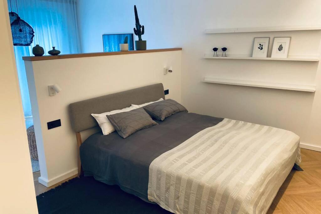 Design-Ferienwohnung an der Madbachtalsperre - Housity