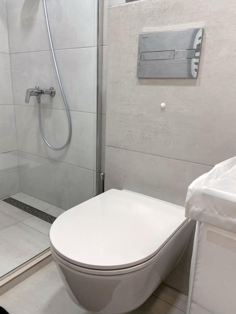 Wolfie Apartment - Housity