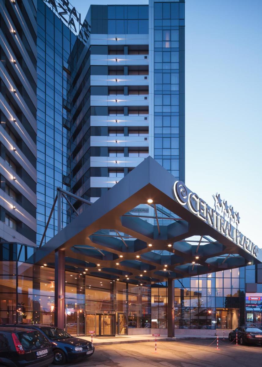 Central Plaza Hotel - Housity