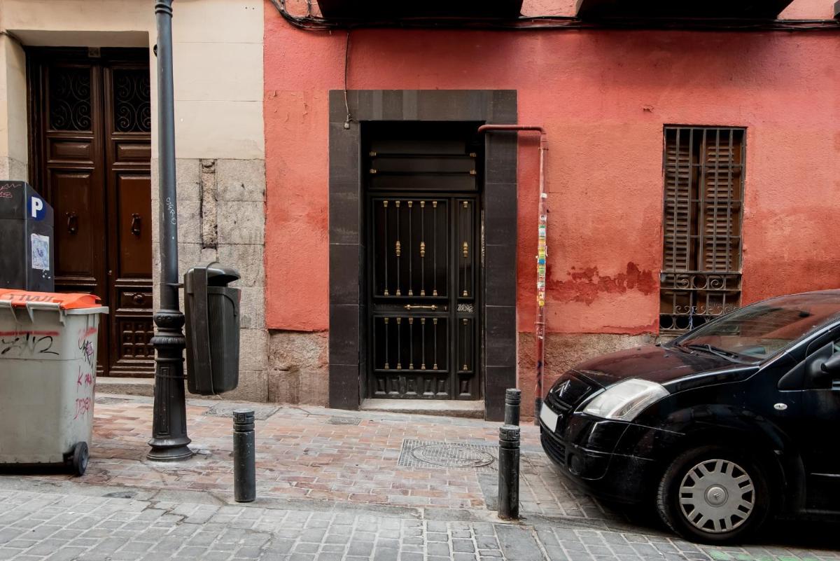 Experience Madrid from Elegant Penthouse Hideaway - Housity