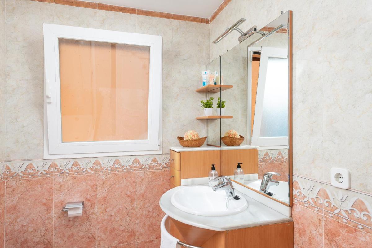 Tamarels beach apartment in Pollensa - Hizvo