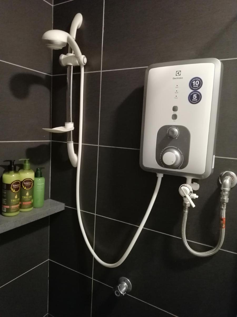 Suitetrails - NORDIC Geniehome2BR1studio Free 90mbps WIFI and Carpark at Utropolis Suite Shah Alam