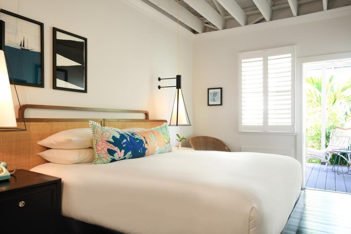 Ella's Cottages - Key West Historic Inns - Housity