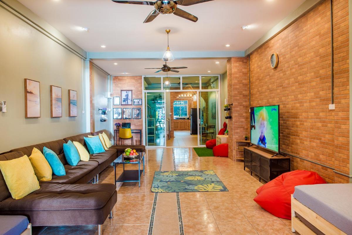 Luxury City-Loft, just 9 minutes walk to the Beach - Housity